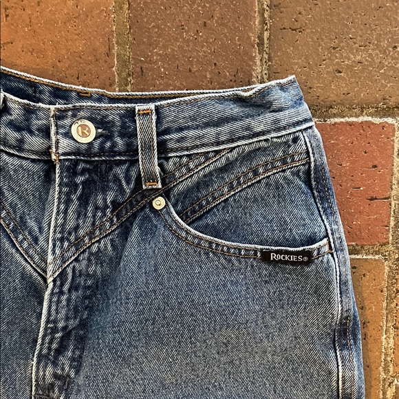 Rockies Classic Blue Jeans - Picture 1 of 9